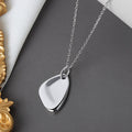 Collar Minimalista de Triángulo de Plata para Mujeres - Regalo