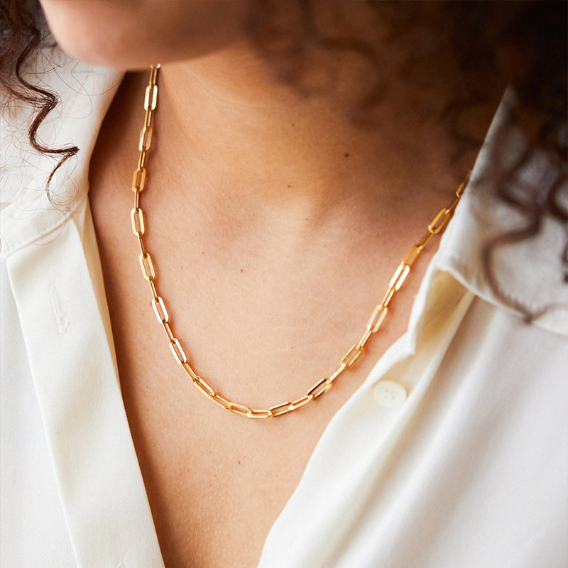Collar de Cruz en Acero Inoxidable Chapado en Oro